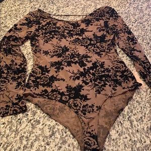 NEW Fashion nova Bodysuit